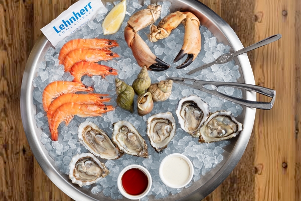 Plateau de fruits de mer prêt à la consommation