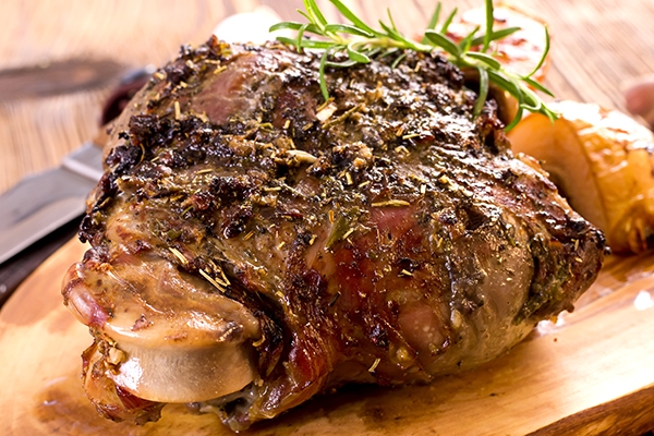 Gigot d’agneau confiné